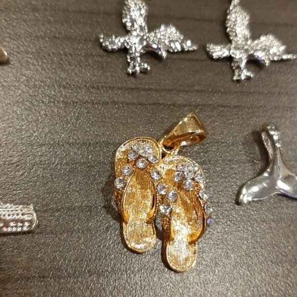 16Pc Lot Of Jewelry Beach Nautical Charm Bracelet Pendant Connectors Gold Silver - Picture 9 of 12